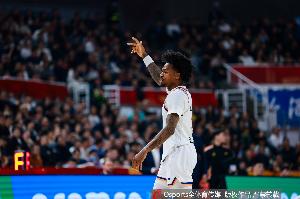 能攻善传！古德温半场13中7砍下18分3板7助1断 首节轰14分