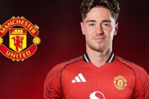 英媒：曼联有意米堡中场哈克尼，卡里克曾极力推荐他